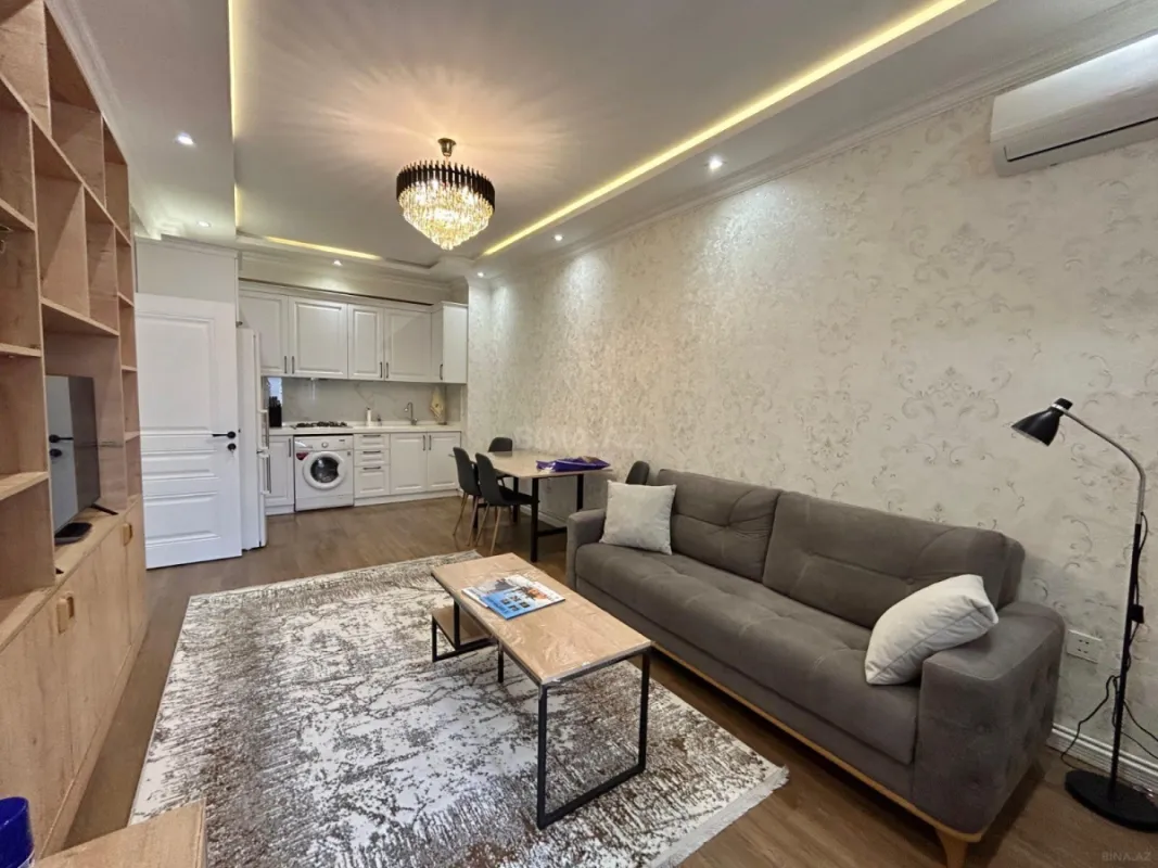 Kirayə verilir 2 otaqlı mənzil 84 m²