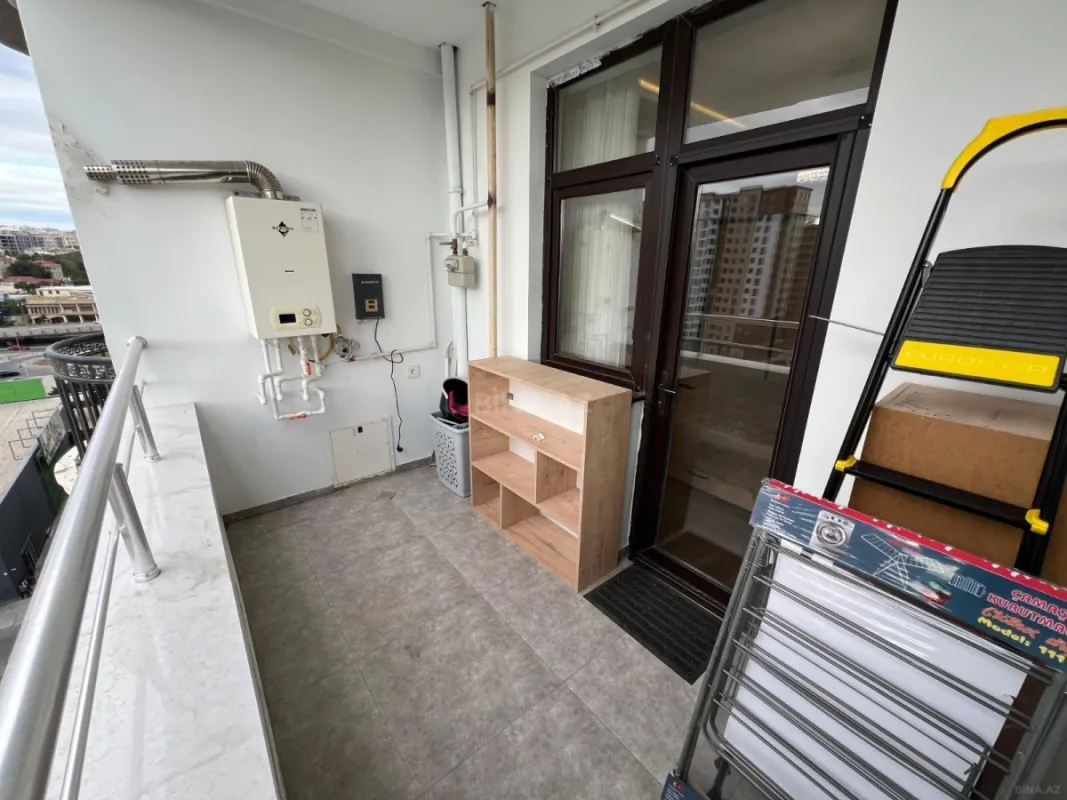 Kirayə verilir 2 otaqlı mənzil 84 m²