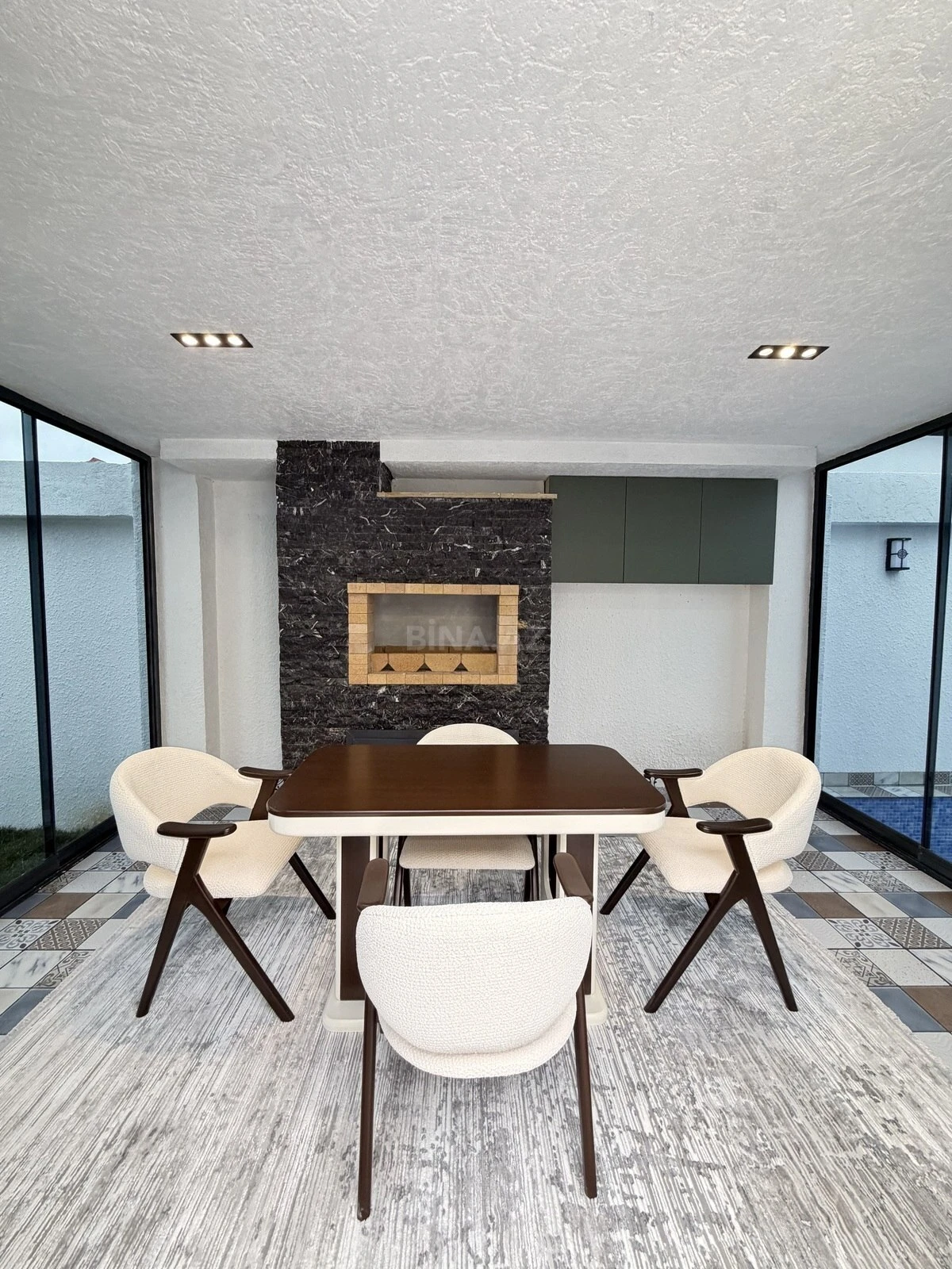 Satılır 4 otaqlı həyət evi 160 m²