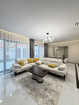 Satılır 4 otaqlı həyət evi 160 m²