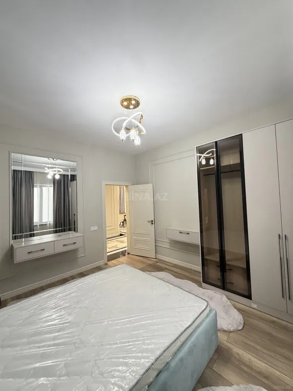 Satılır 4 otaqlı həyət evi 160 m²