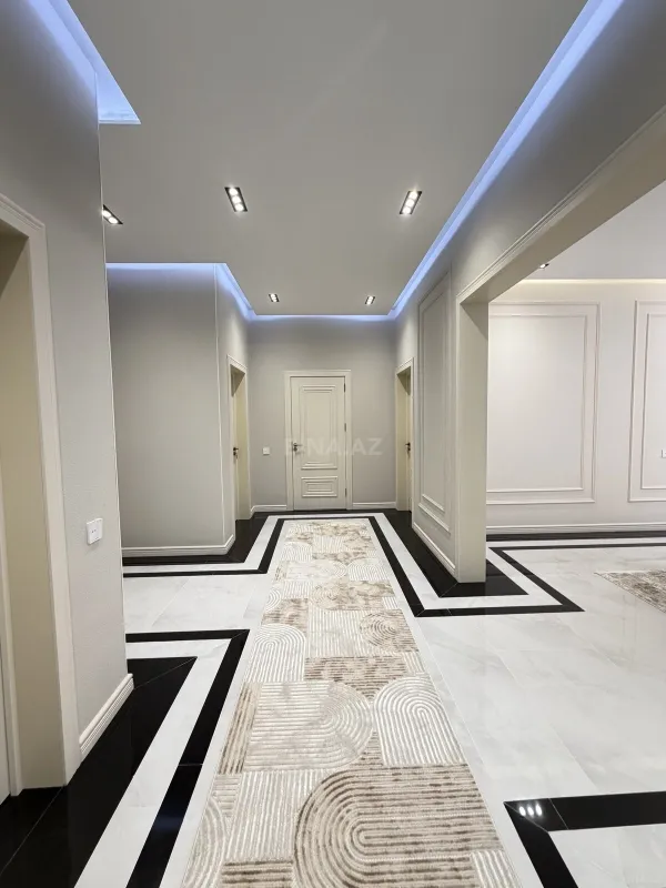 Satılır 4 otaqlı həyət evi 160 m²