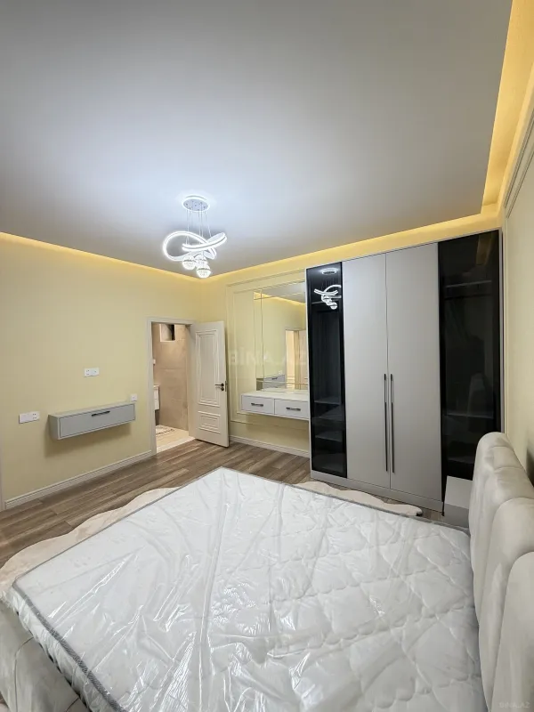 Satılır 4 otaqlı həyət evi 180 m²