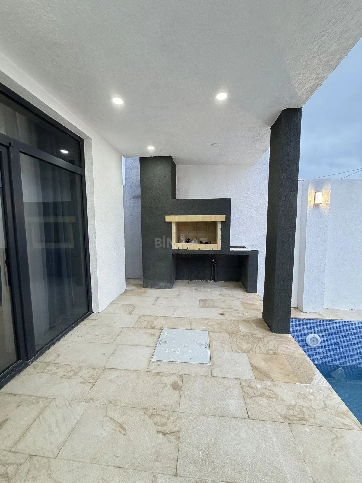 Satılır 4 otaqlı həyət evi 150 m²