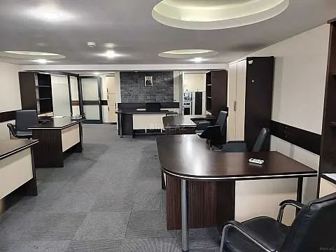 Kirayə verilir 2 otaqlı ofis 70 m² — Bakı, İnşaatçılar 2 otaq 70.00 m²