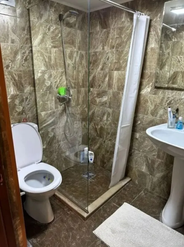 Kirayə verilir 2 otaqlı mənzil 40 m²