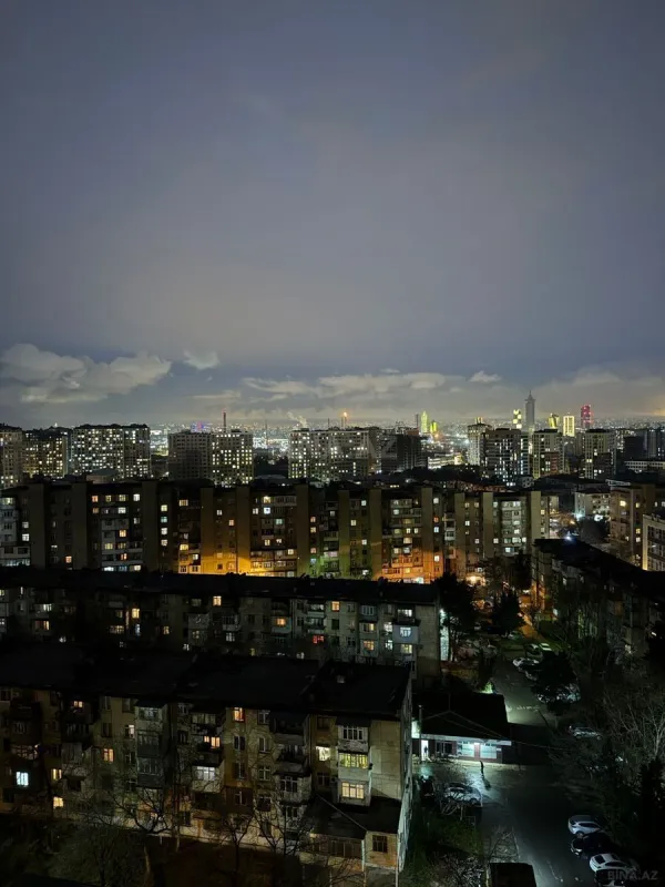 Satılır 3 otaqlı mənzil 118 m²