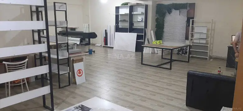 Satılır obyekt 120.4 m²