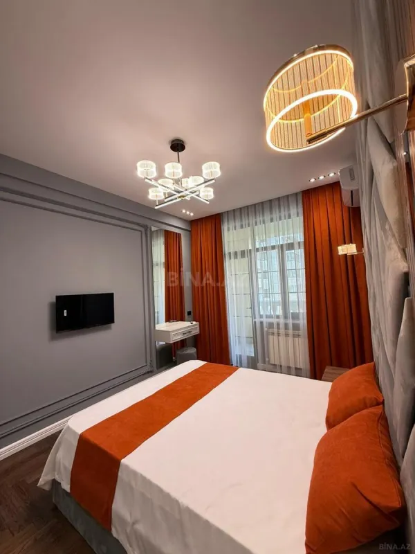 Satılır 2 otaqlı mənzil 87 m²