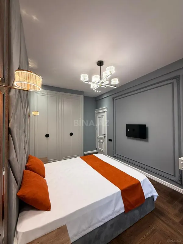 Satılır 2 otaqlı mənzil 87 m²