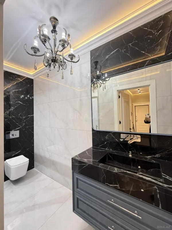 Satılır 2 otaqlı mənzil 87 m²