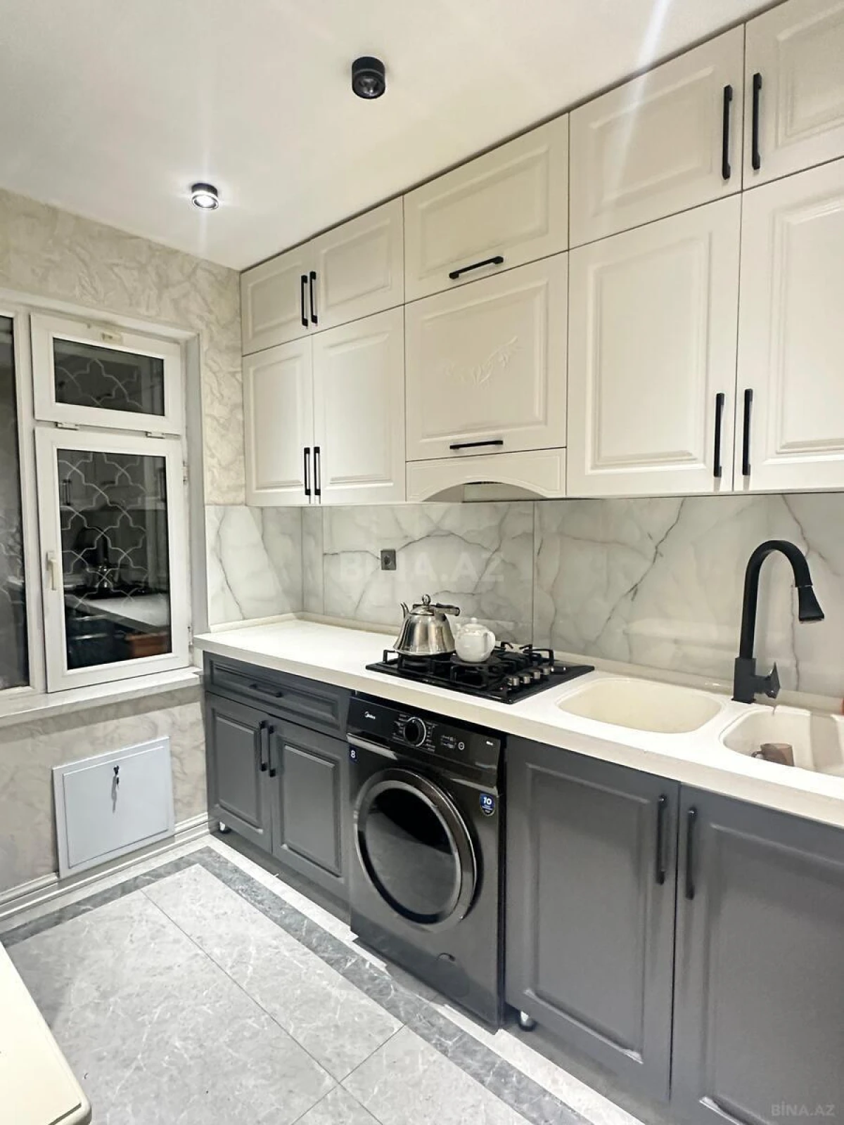 Satılır 4 otaqlı mənzil 90 m²