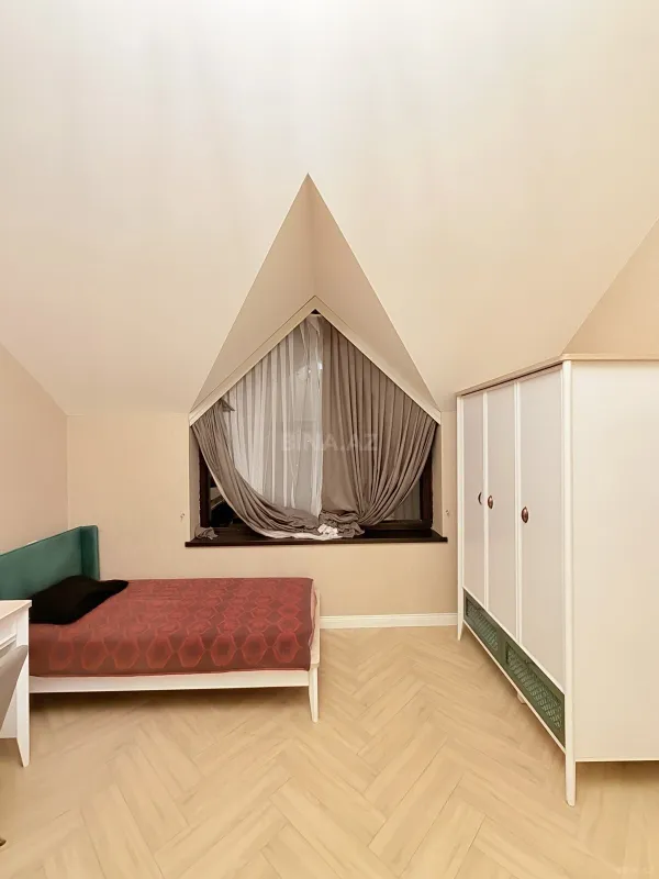 Kirayə verilir 5 otaqlı həyət evi 360 m²