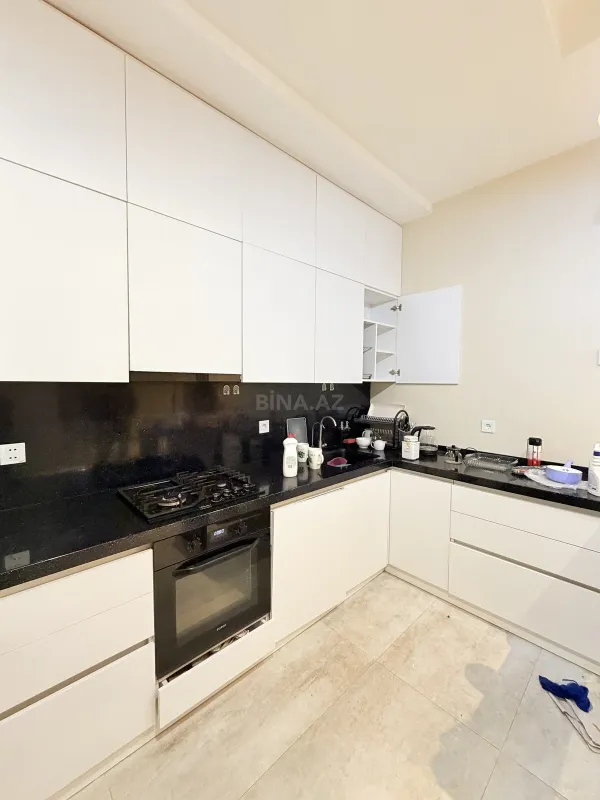 Kirayə verilir 5 otaqlı həyət evi 360 m²