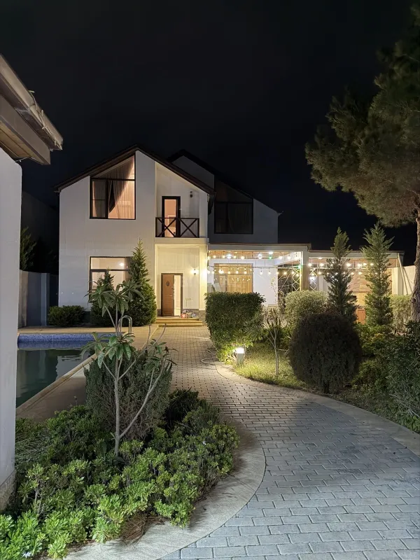 Kirayə verilir 5 otaqlı həyət evi 360 m²