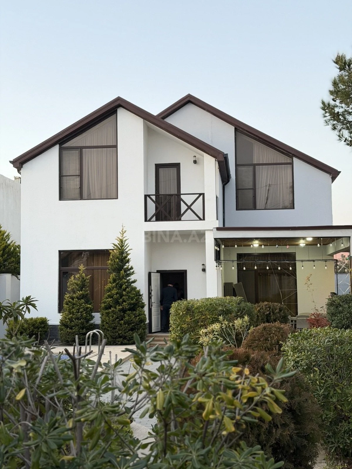 Kirayə verilir 5 otaqlı həyət evi 360 m²