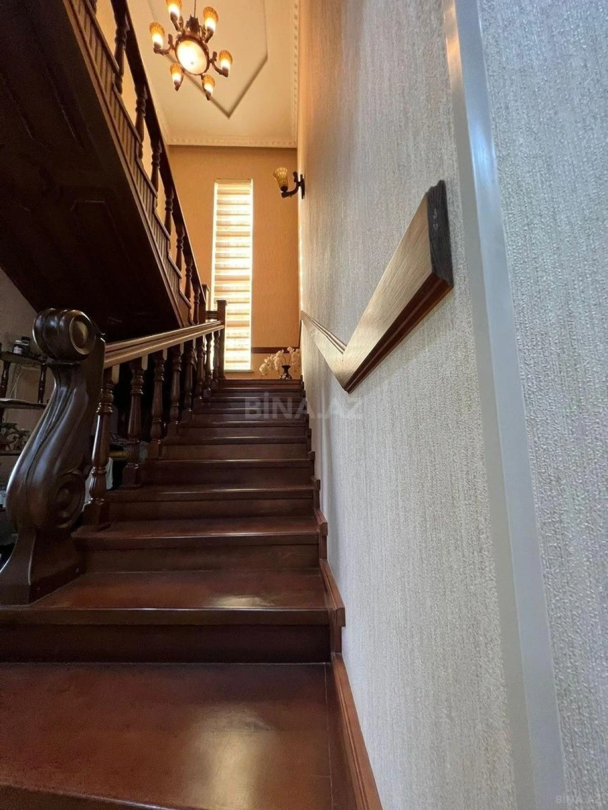 Satılır 6 otaqlı həyət evi 260 m²