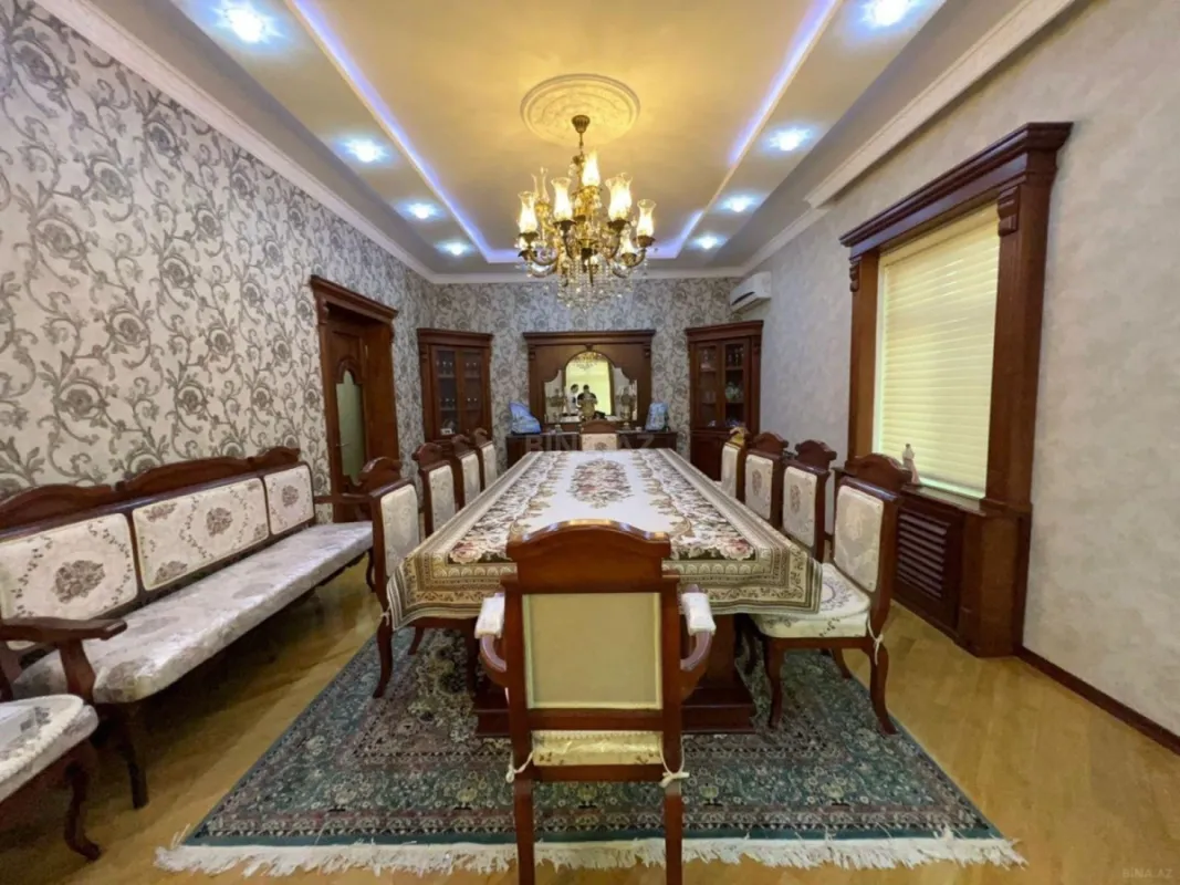 Satılır 6 otaqlı həyət evi 260 m²