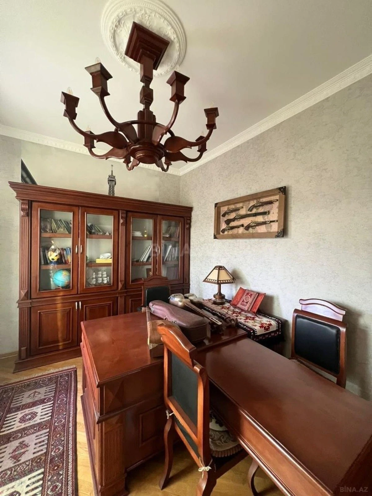 Satılır 6 otaqlı həyət evi 260 m²