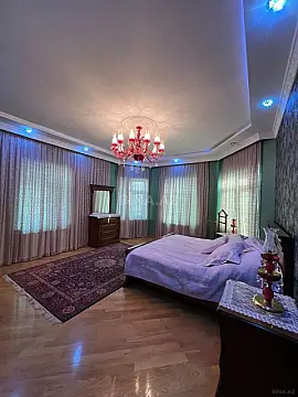 Satılır 6 otaqlı həyət evi 260 m²