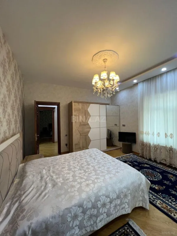 Satılır 6 otaqlı həyət evi 260 m²