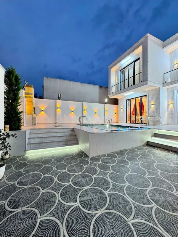 Kirayə verilir 5 otaqlı həyət evi 260 m²