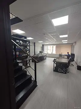 Kirayə verilir 2 otaqlı ofis 137 m² — Bakı, Nərimanov 2 otaq 137.00 m²
