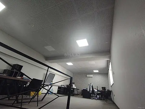 Kirayə verilir 2 otaqlı ofis 137 m²