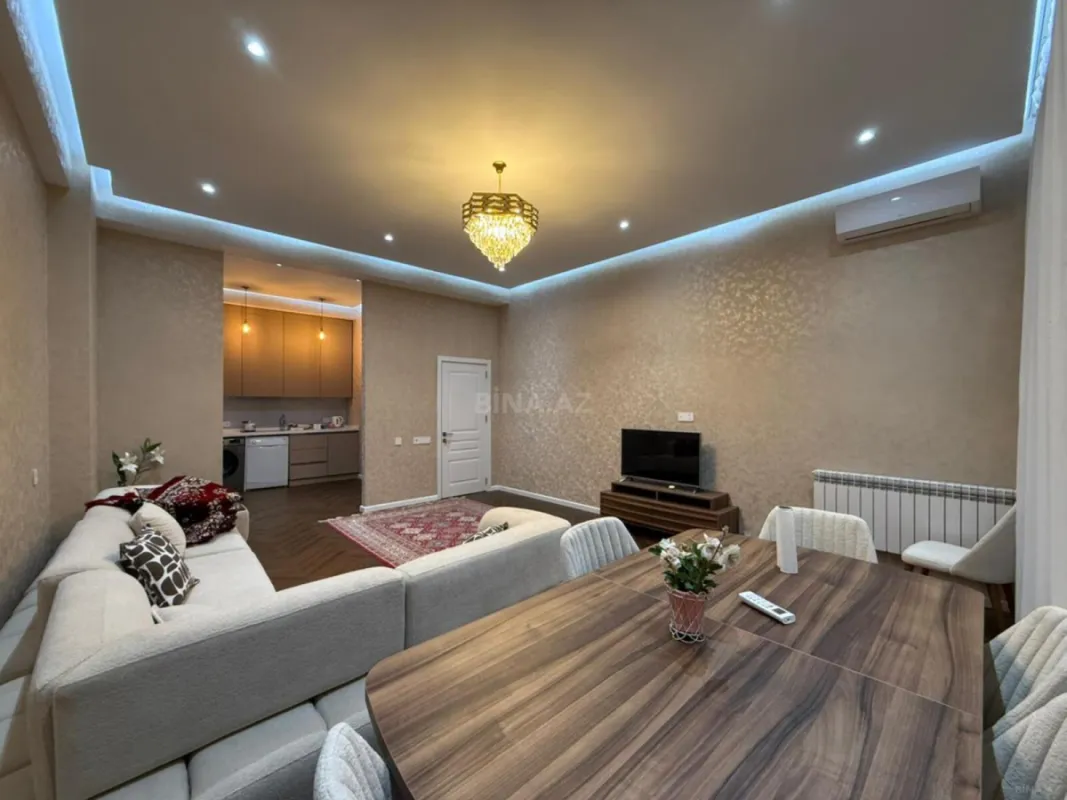 Satılır 2 otaqlı mənzil 88 m²