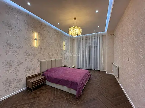 Satılır 2 otaqlı mənzil 88 m²