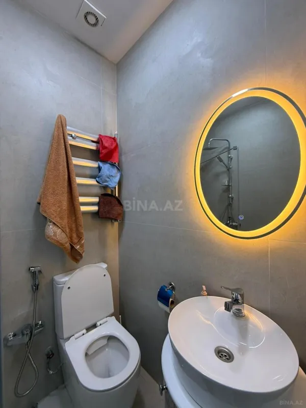 Satılır 2 otaqlı mənzil 88 m²