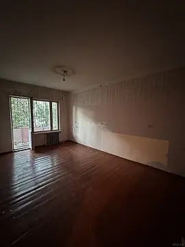 Satılır 4 otaqlı mənzil 120 m²