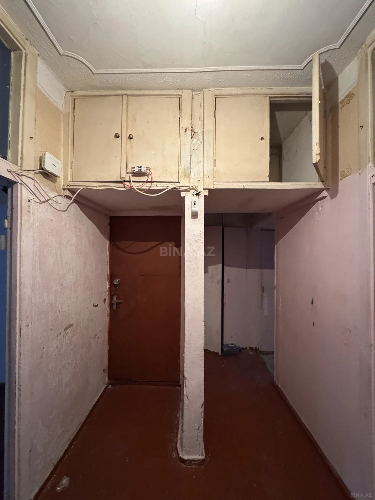 Satılır 4 otaqlı mənzil 120 m²