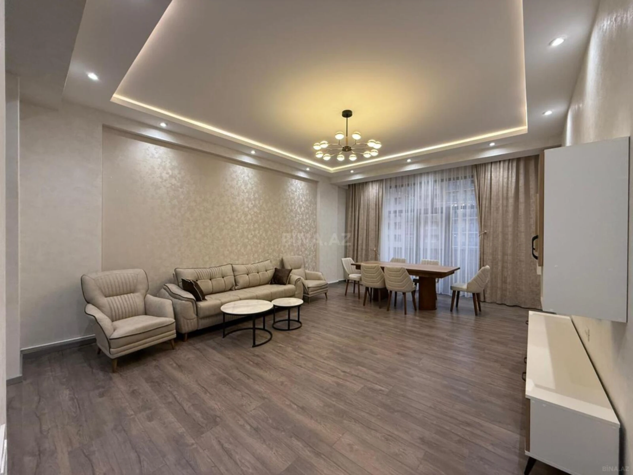 Satılır 2 otaqlı mənzil 95 m²