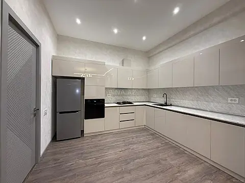 Satılır 2 otaqlı mənzil 95 m²
