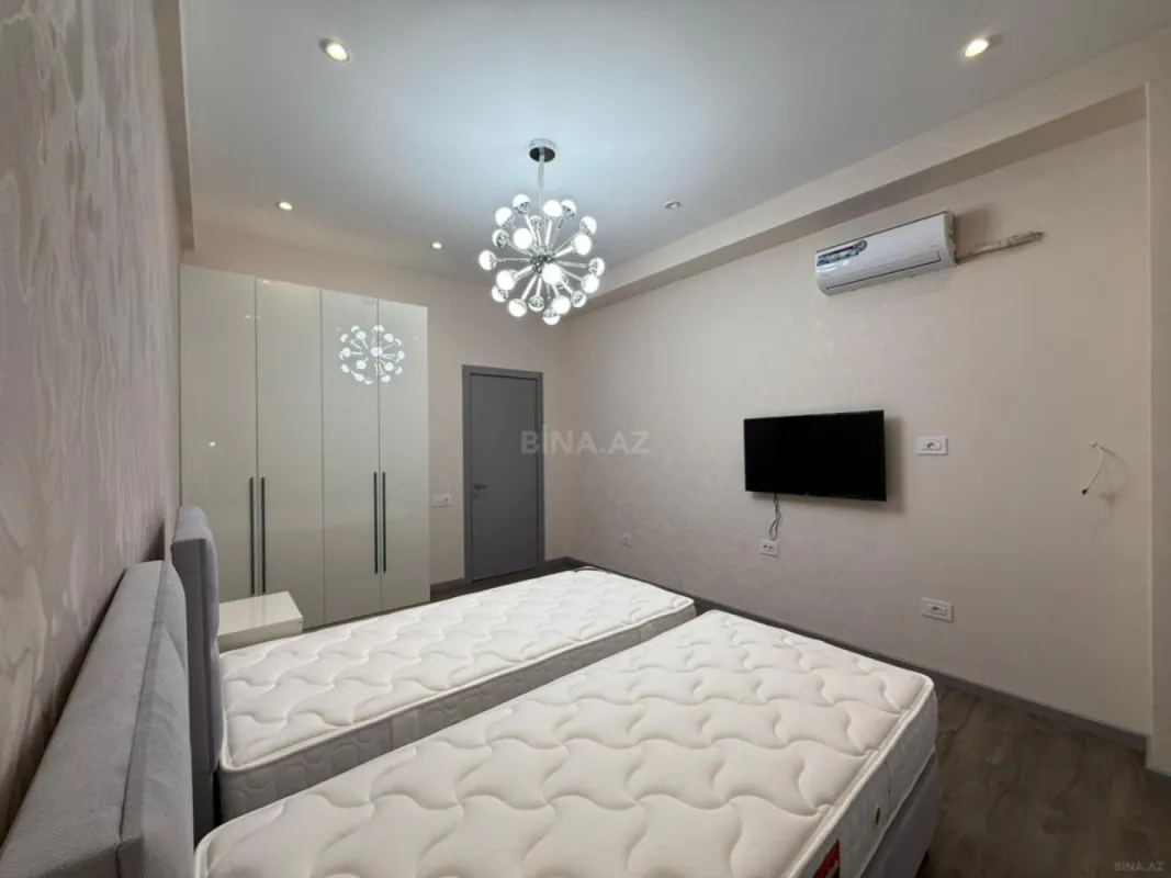 Satılır 2 otaqlı mənzil 95 m²