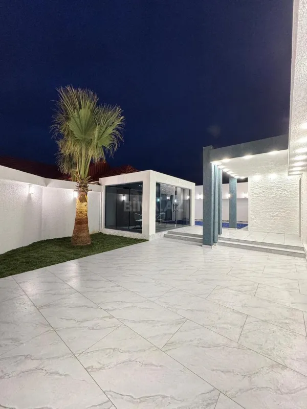 Satılır 4 otaqlı həyət evi 170 m²