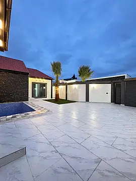 Satılır 4 otaqlı həyət evi 180 m²