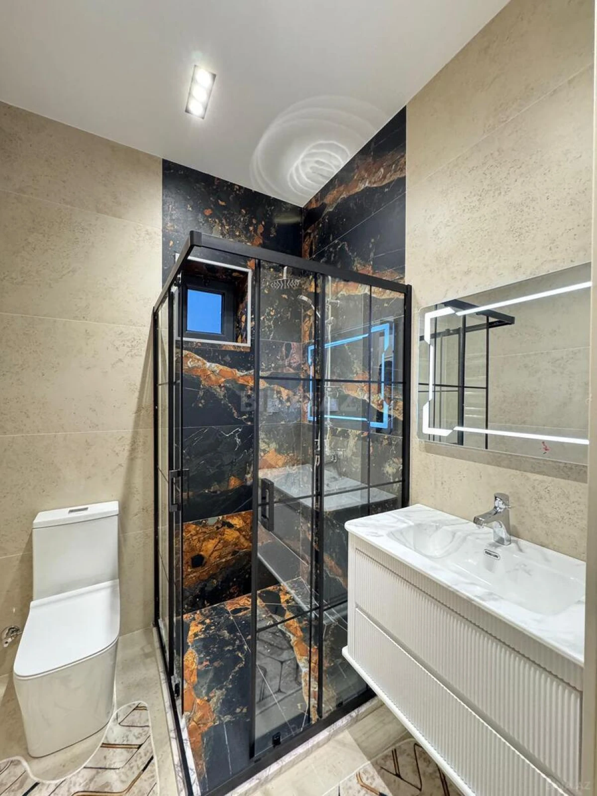 Satılır 4 otaqlı həyət evi 180 m²