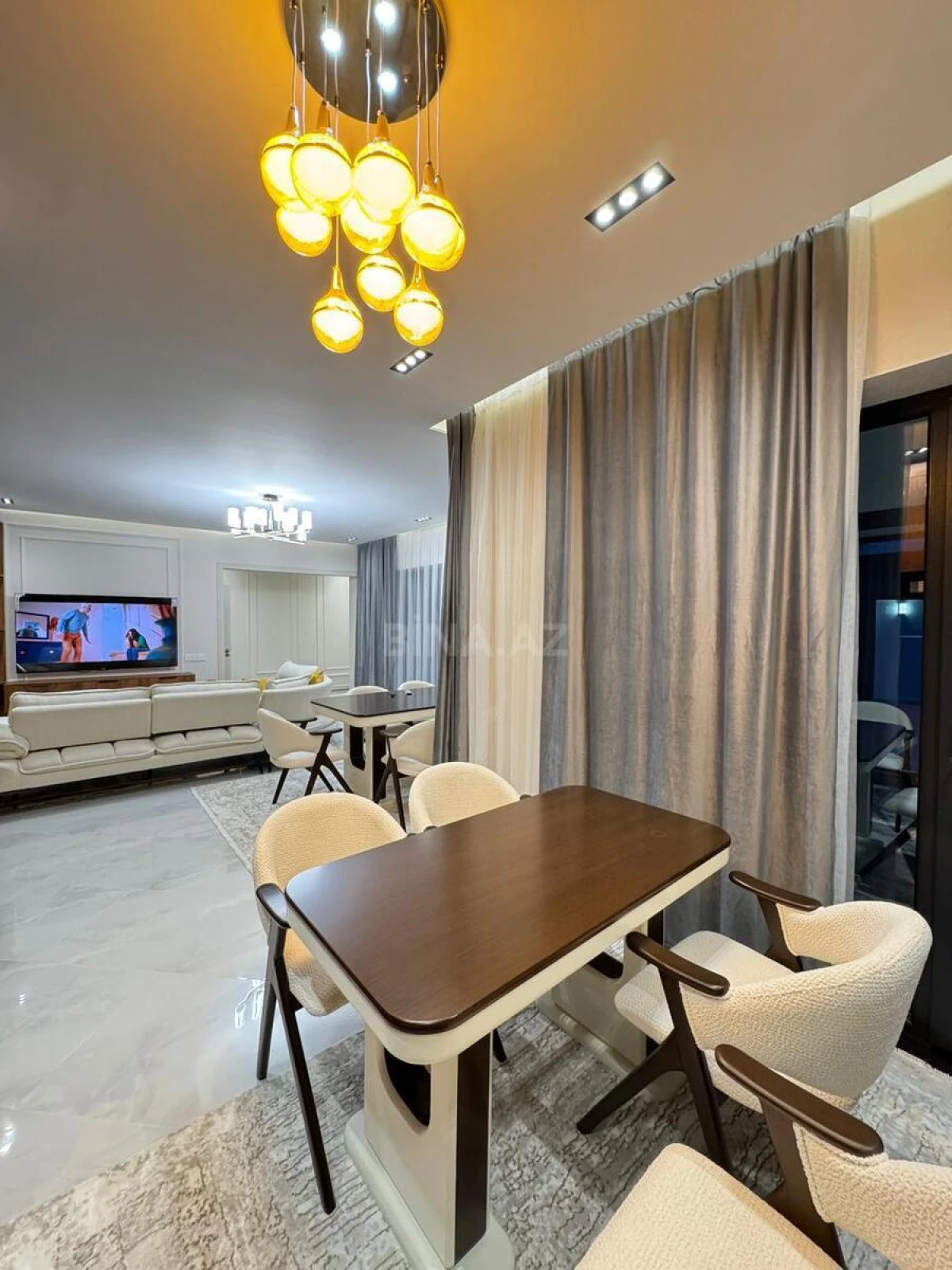 Satılır 4 otaqlı həyət evi 180 m²