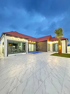 Satılır 4 otaqlı həyət evi 180 m²