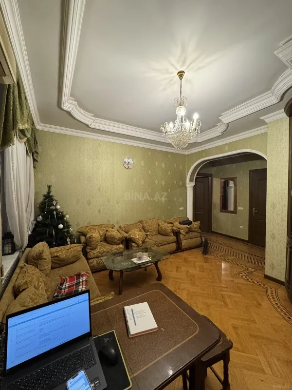 Satılır 2 otaqlı mənzil 55 m²