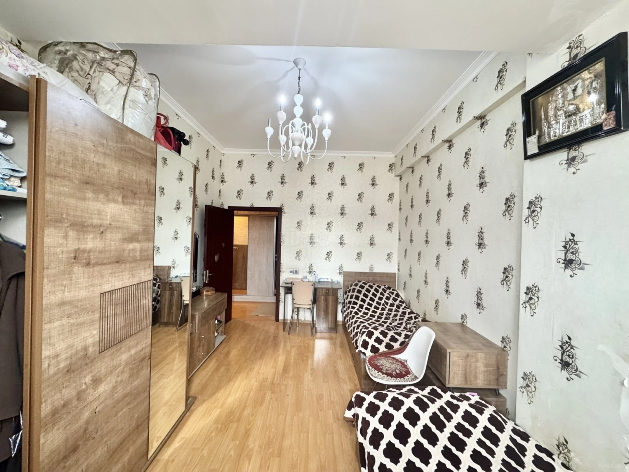 Satılır 2 otaqlı mənzil 65 m²