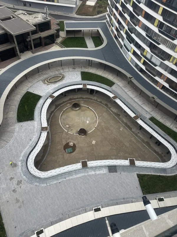 Satılır 2 otaqlı mənzil 91 m²