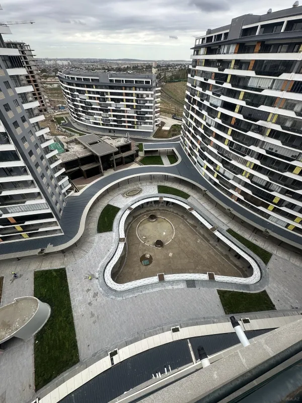 Satılır 2 otaqlı mənzil 91 m²