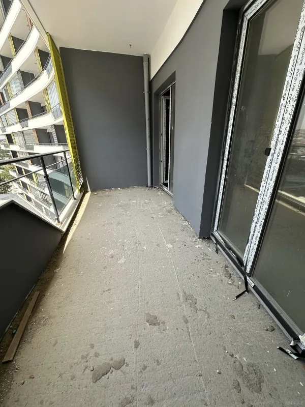 Satılır 2 otaqlı mənzil 91 m²