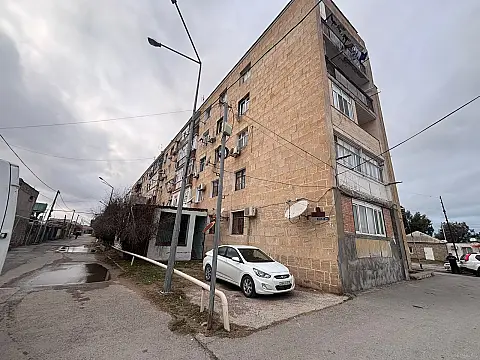 Satılır 3 otaqlı mənzil 78 m²