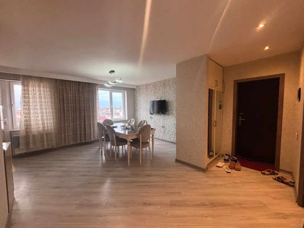 Satılır 3 otaqlı mənzil 78 m²