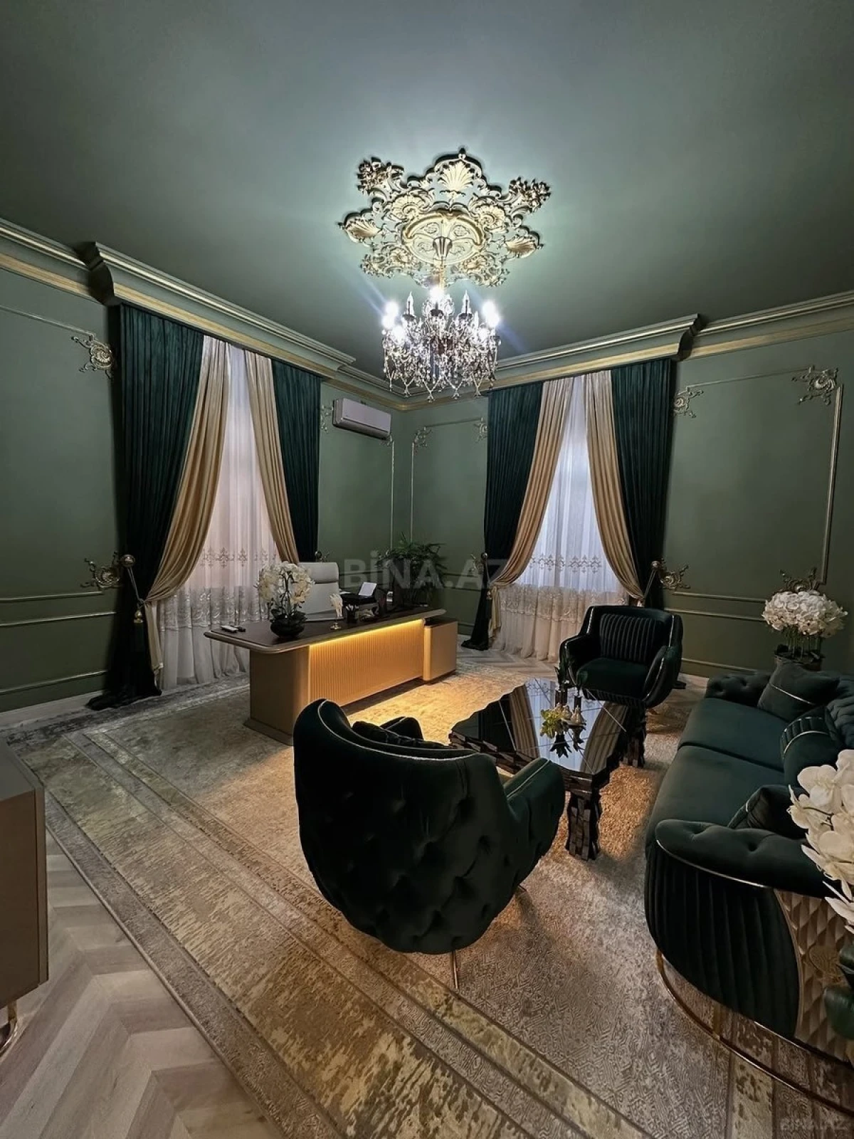 Kirayə verilir 5 otaqlı həyət evi 450 m²