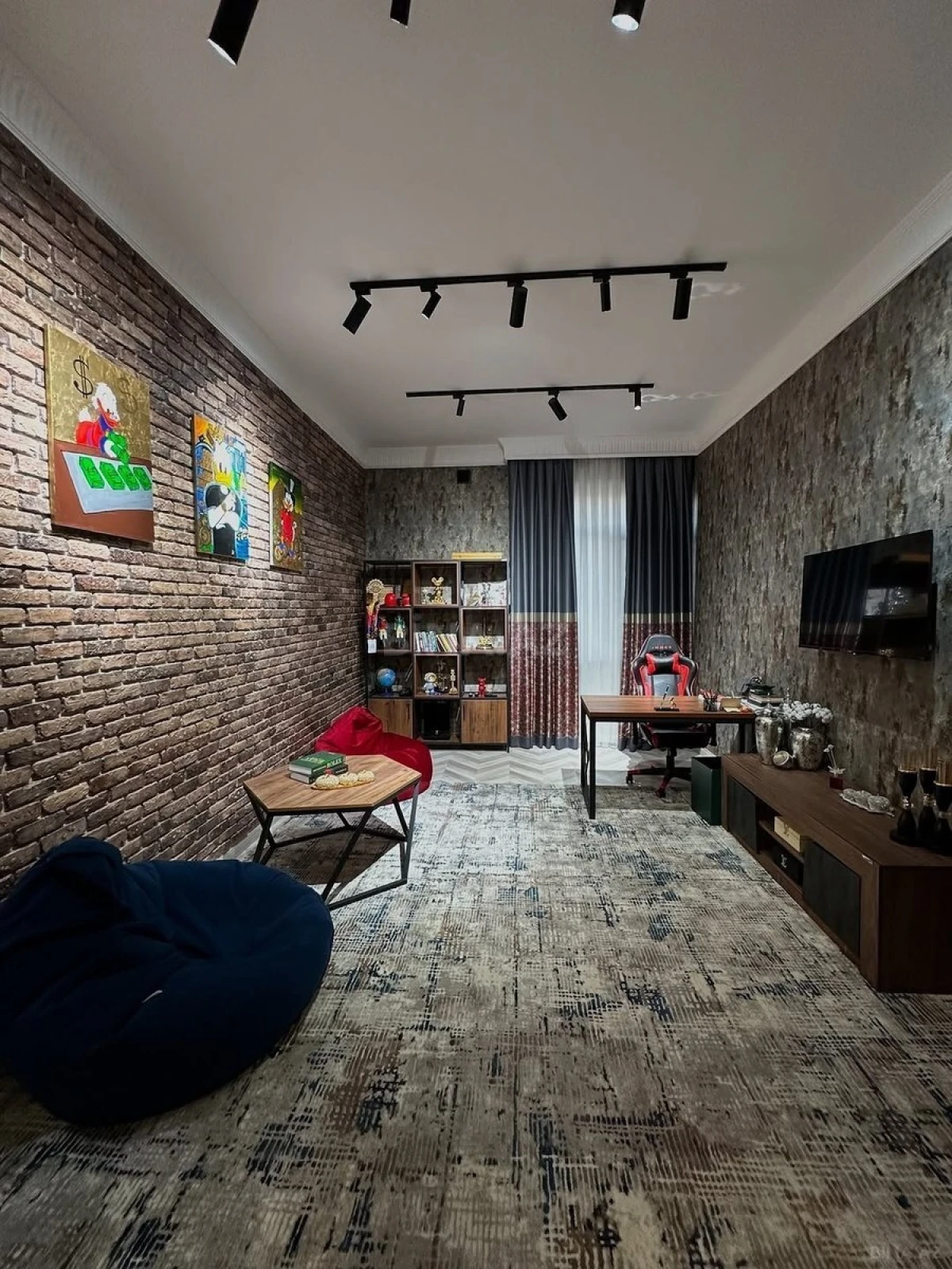 Kirayə verilir 5 otaqlı həyət evi 450 m²